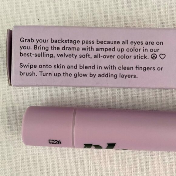 Pley Date Love Child All Over Color Stick in Smoke Machine for Eyes Lips Cheeks - Picture 3 of 8